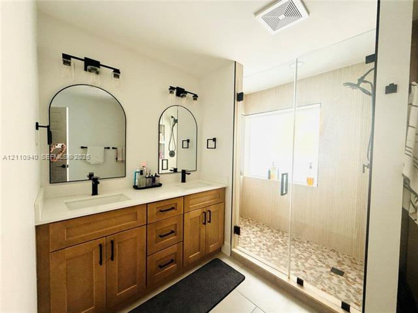 Pembroke Pines House: 18438 NW 9th St # 0