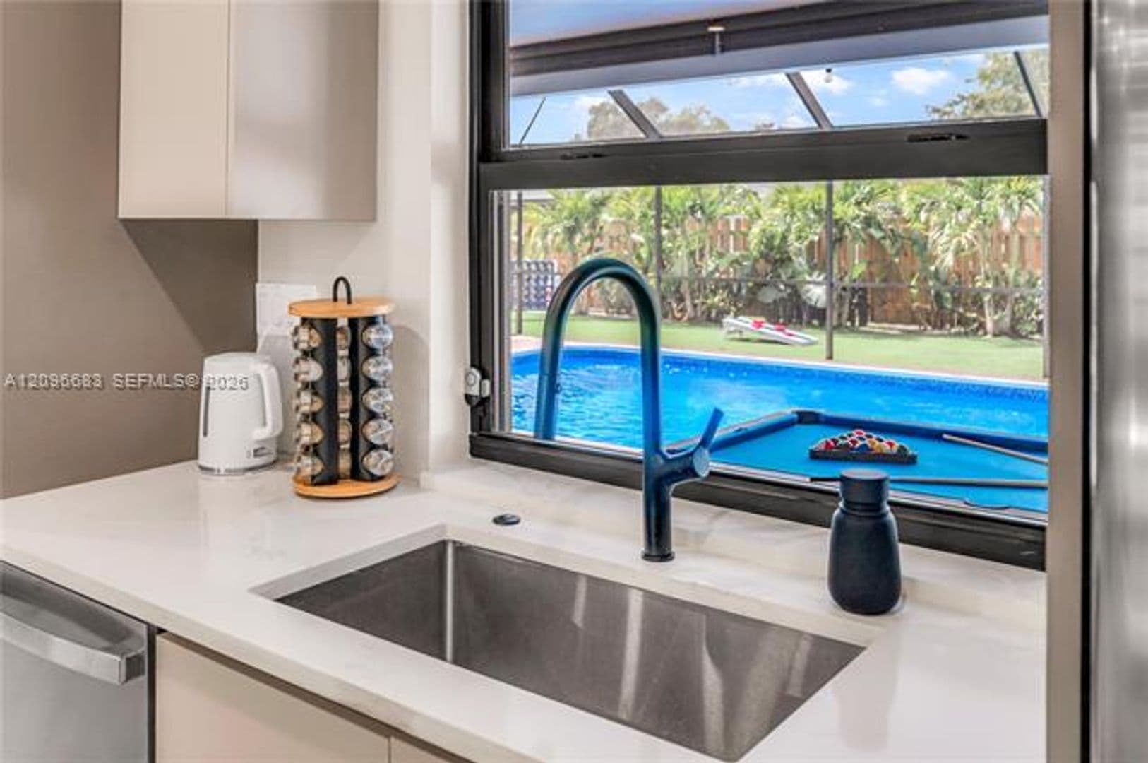 Plantation House: 1111 NW 70th Ter # 0