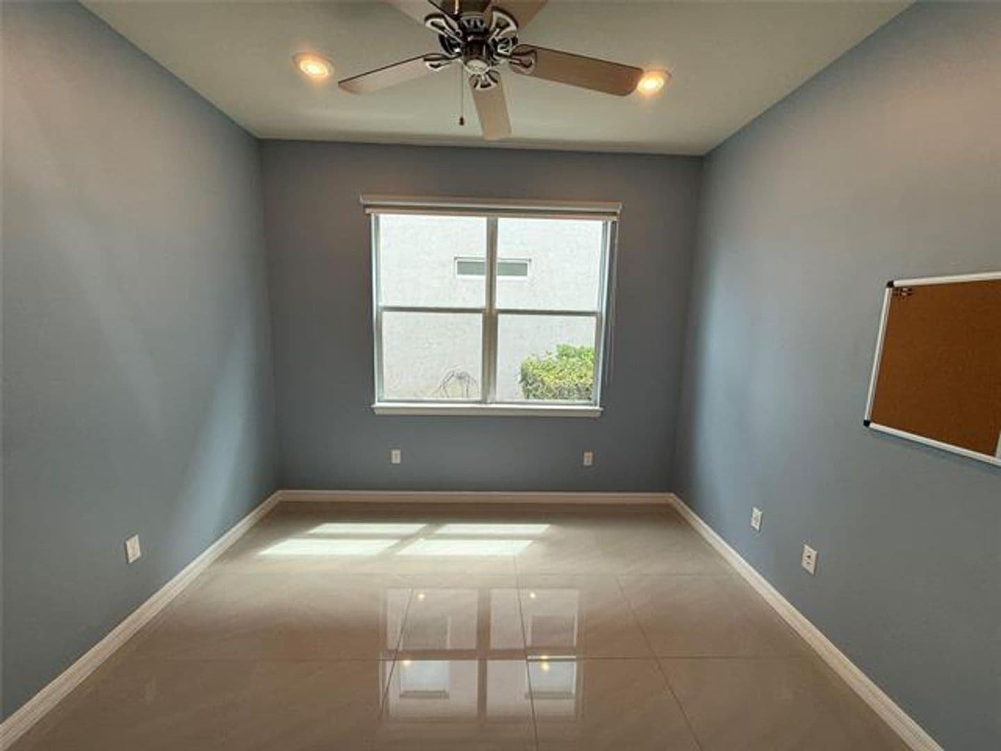 Hollywood House: 1467 Pongam Ter # 1467
