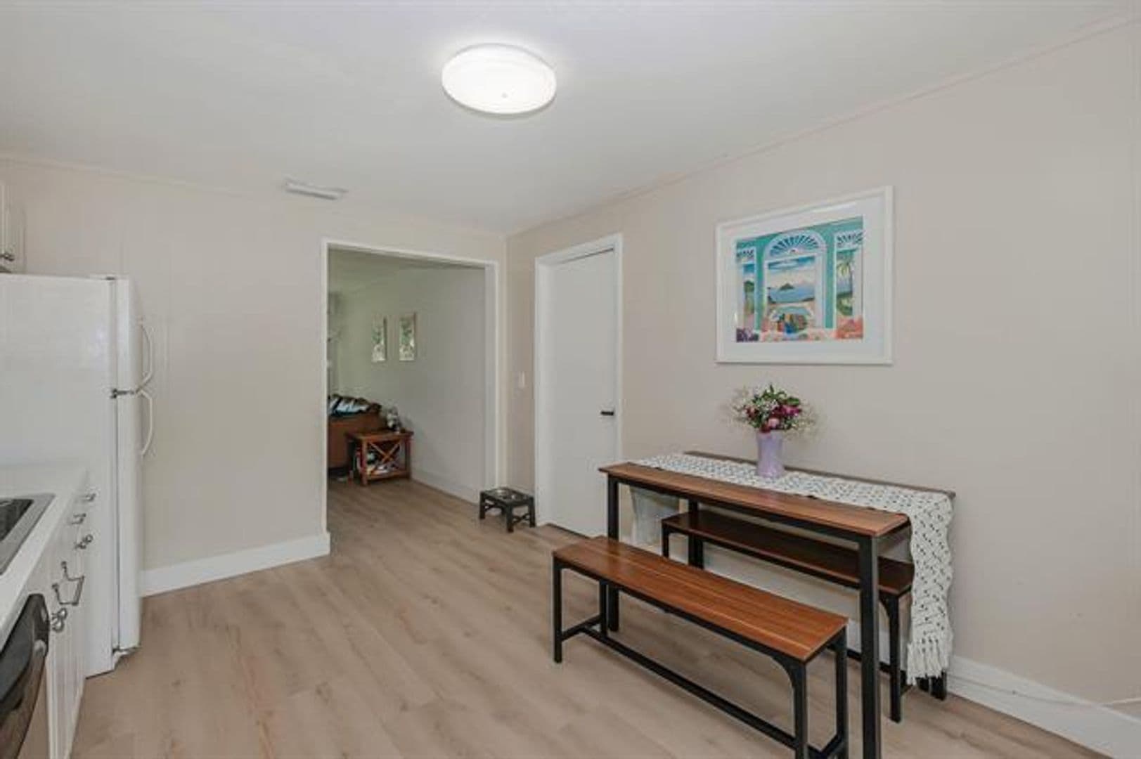 Hollywood House: 5631 Freedom St # 5631