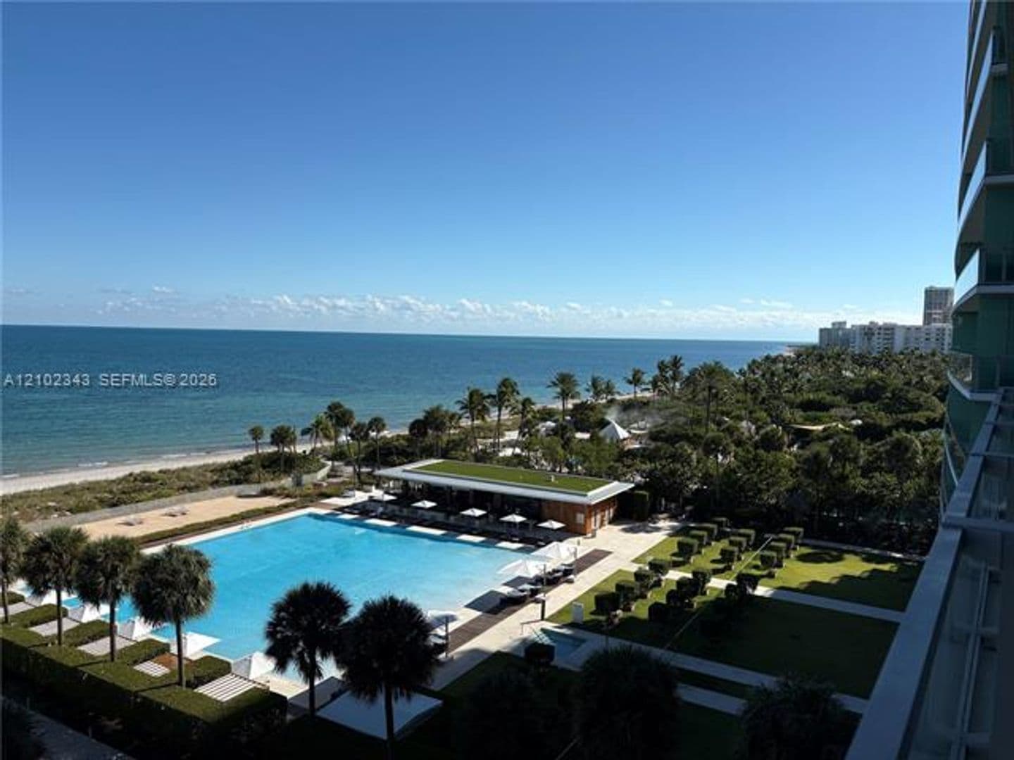 Key Biscayne Condo: 350 Ocean Dr cu-704N