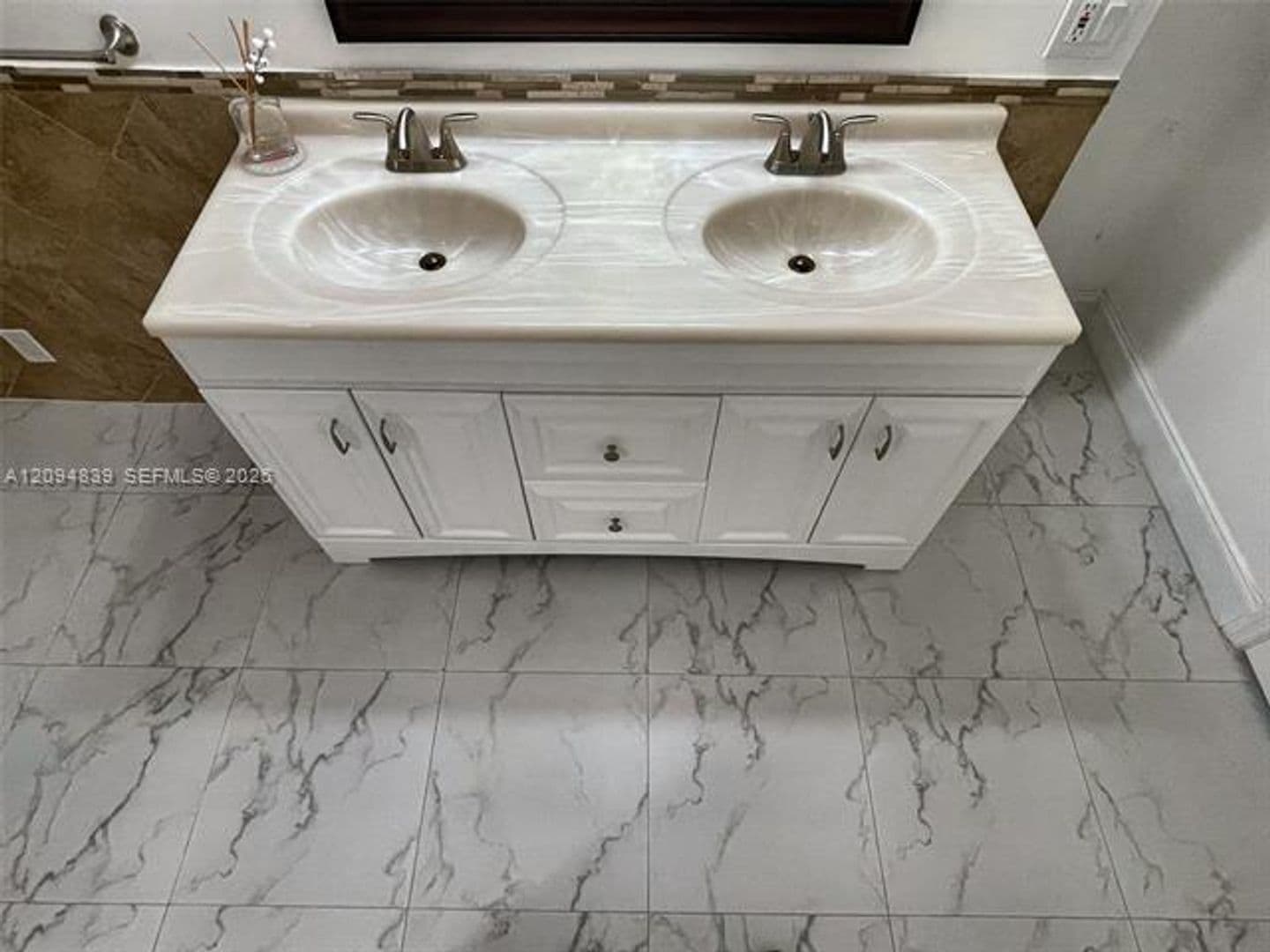 Aventura Condo: 3500 Mystic Pointe Dr cu-3002