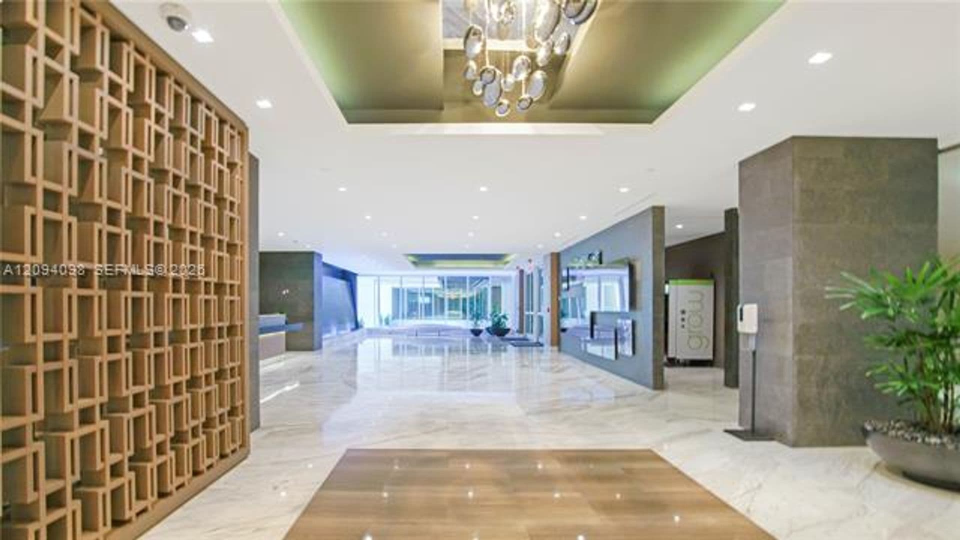 Sunny Isles Beach Condo: 400 Sunny Isles Blvd cu-1722