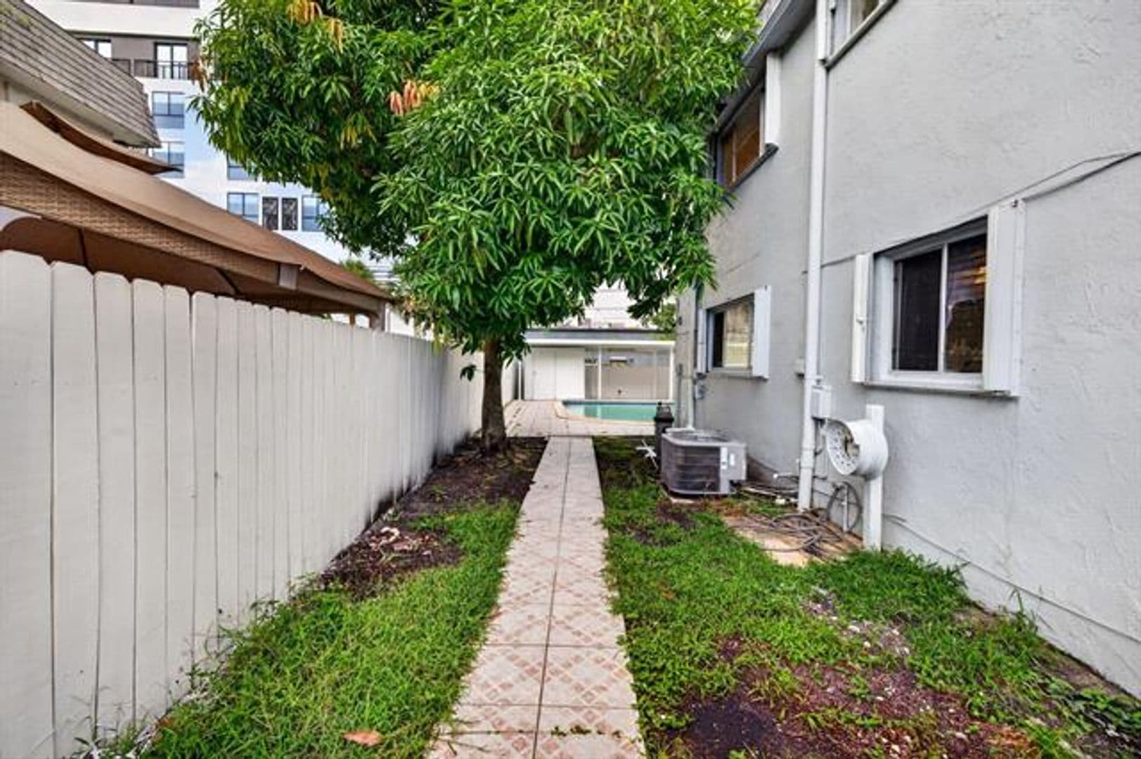 Dania Beach Townhome: 5435 SW 44th Ter th 5435