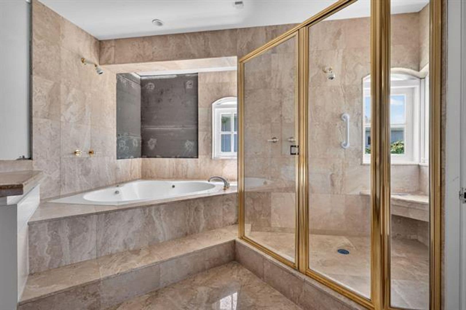 North Bay Village House: 7500 W Treasure Dr # 7500