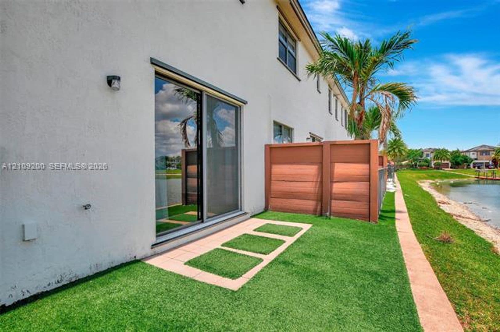 Miami Lakes Townhome: 16011 NW 91st Ct th 16011
