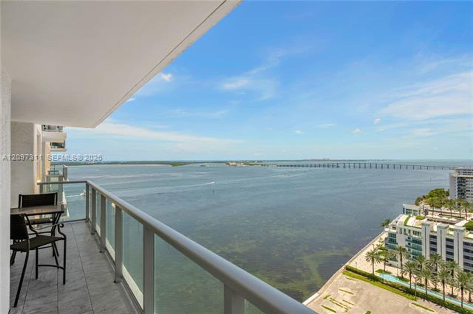 Miami Condo: 1155 Brickell Bay Dr cu-2007