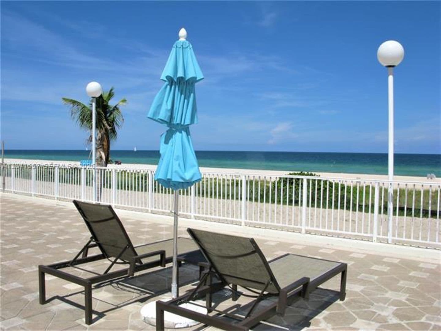 Miami Beach Condo: 5701 Collins Ave cu-619