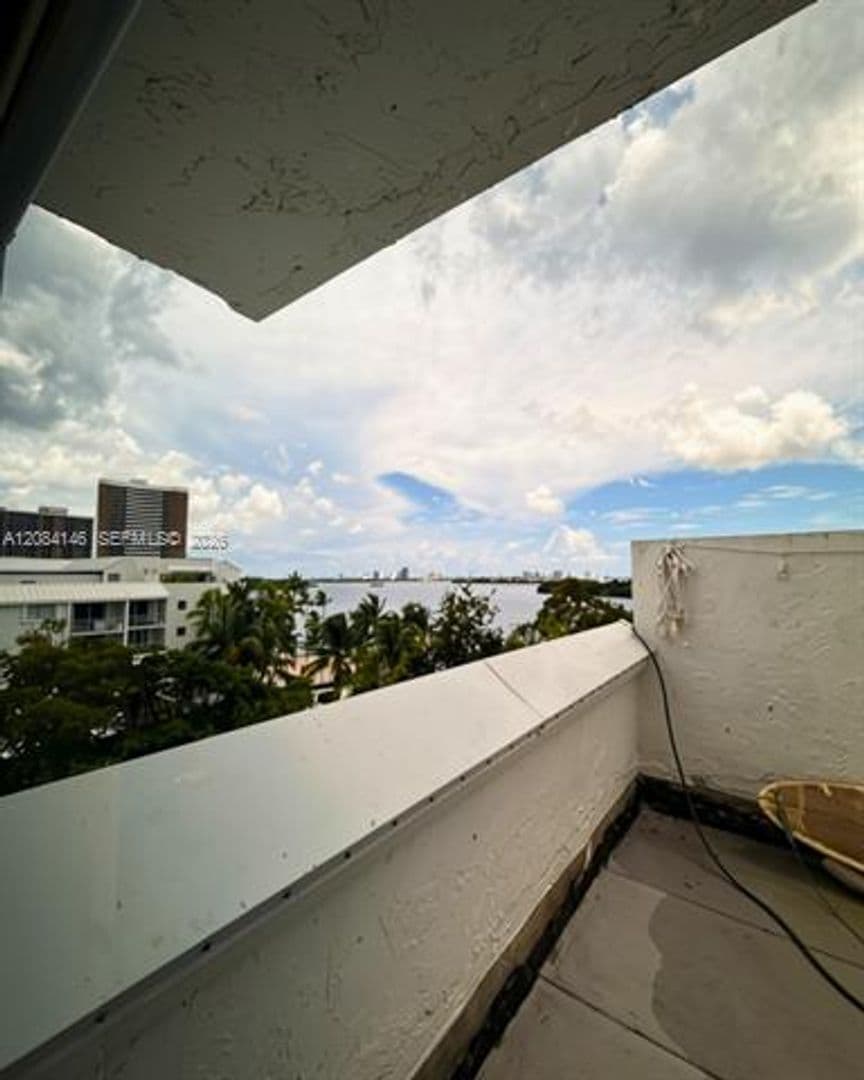 Miami Condo: 777 NE 62nd St cu-CPH2