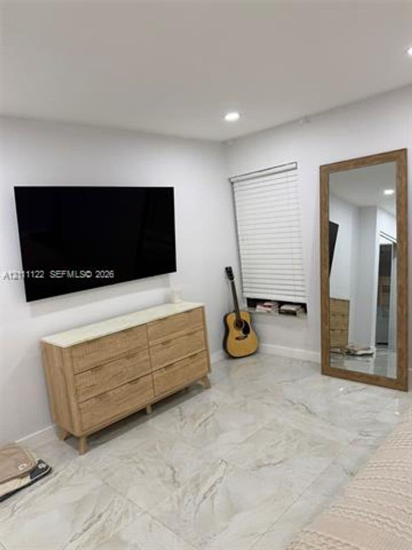 Hollywood Townhome: 5020 Sheridan St th 2