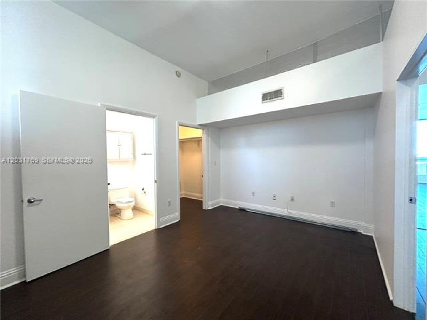 North Bay Village Condo: 7934 West Dr cu-705