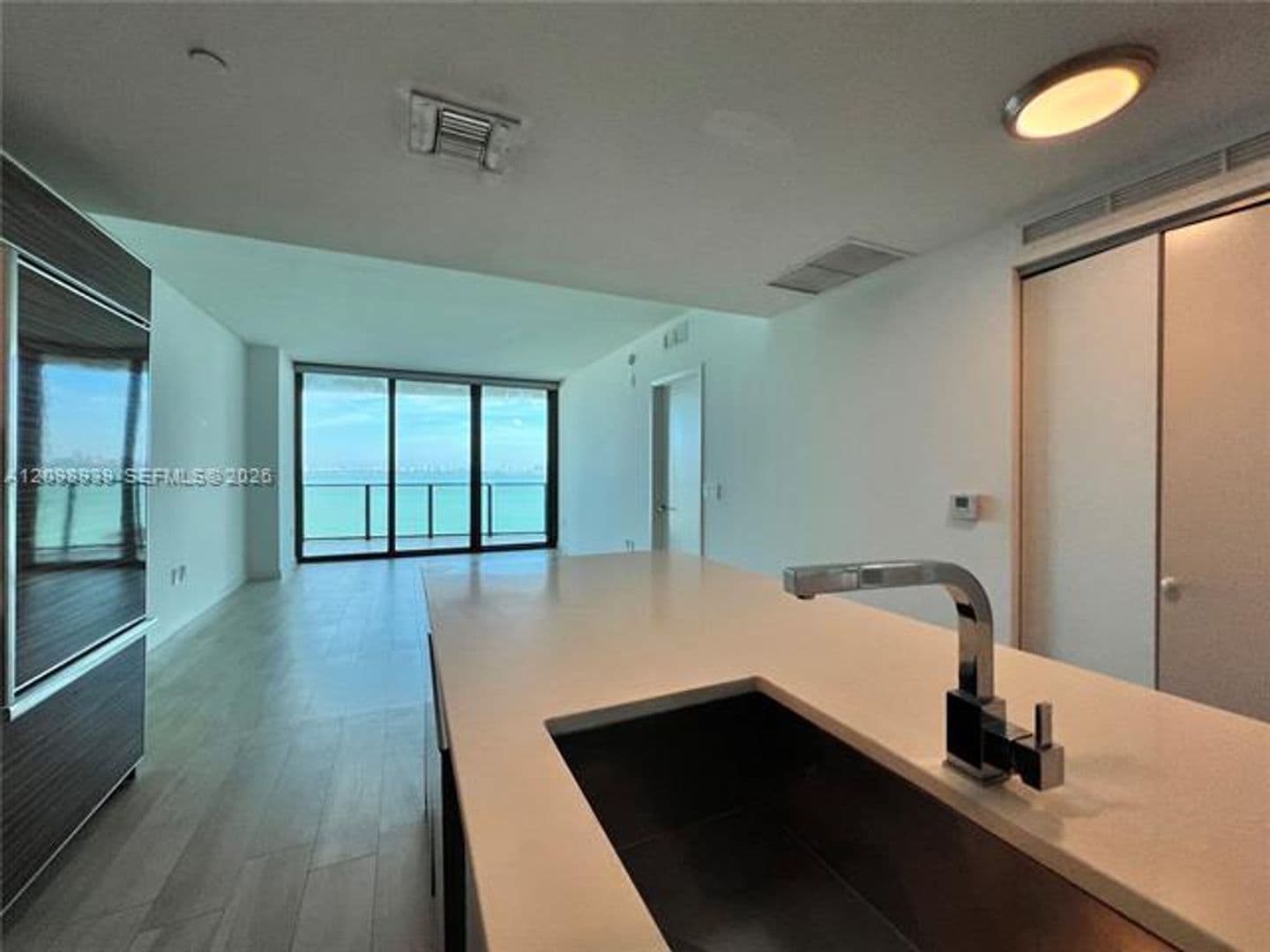 Miami Condo: 460 NE 28th St cu-1206