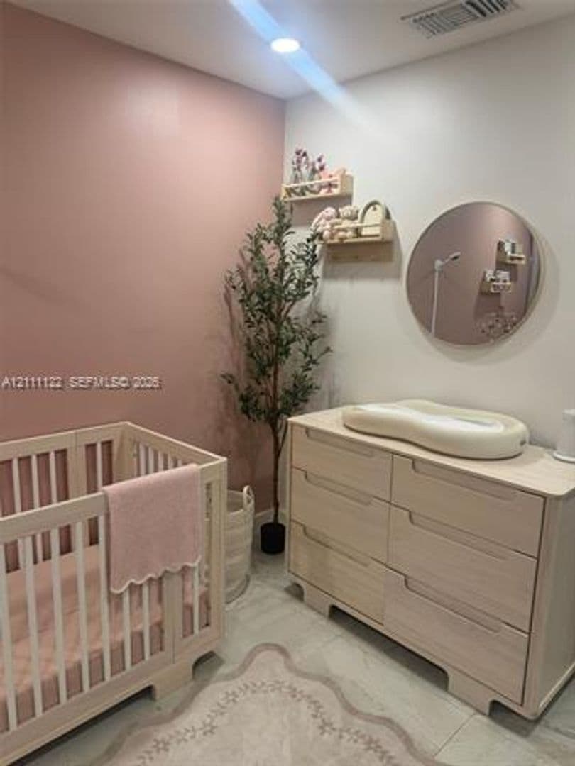Hollywood Townhome: 5020 Sheridan St th 2