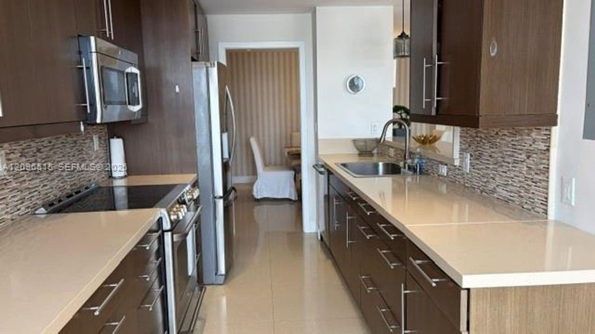 Aventura Condo: 19707 Turnberry Way cu-4L
