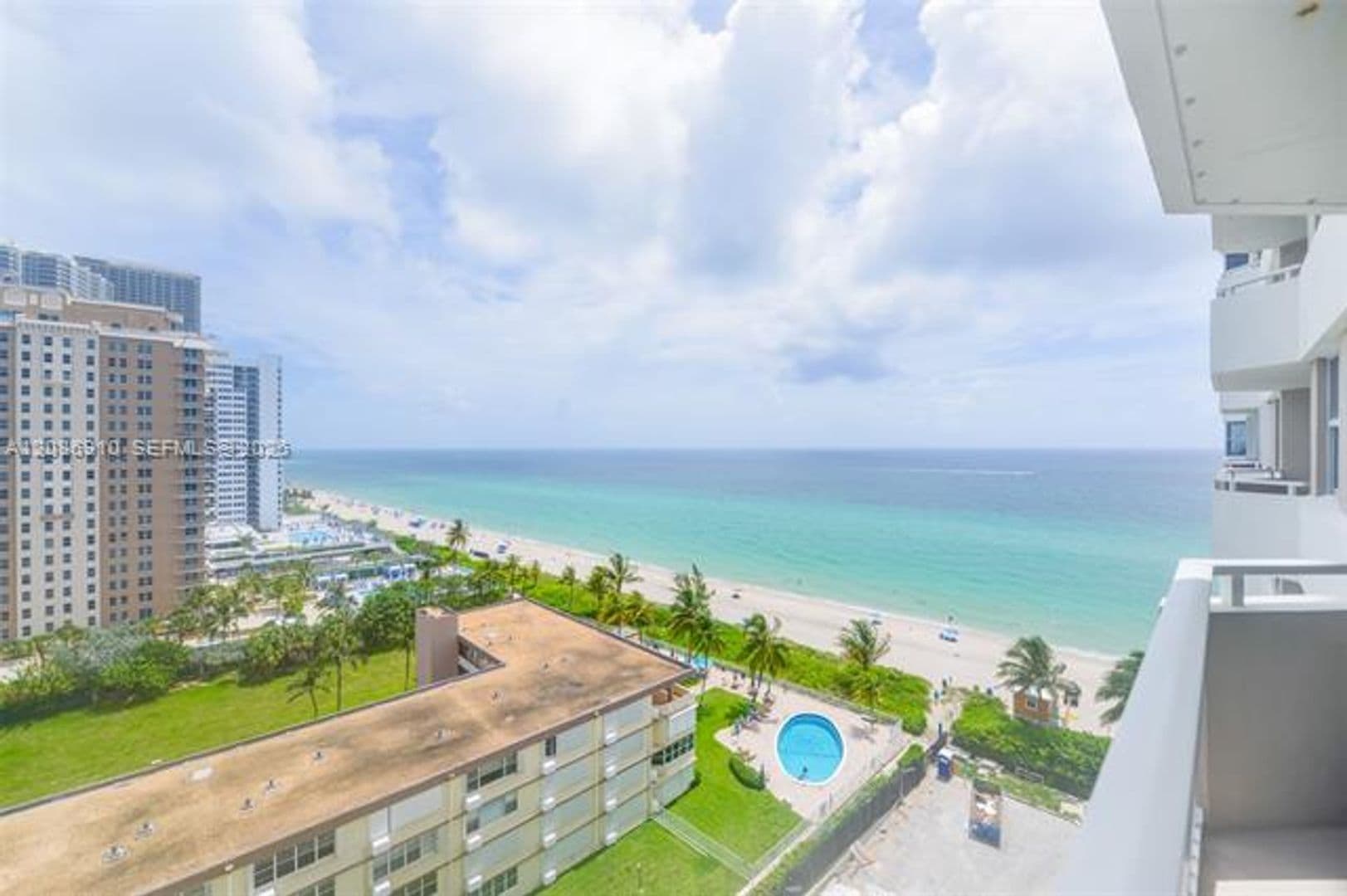 Hallandale Beach Condo: 1950 S Ocean Dr cu-11H