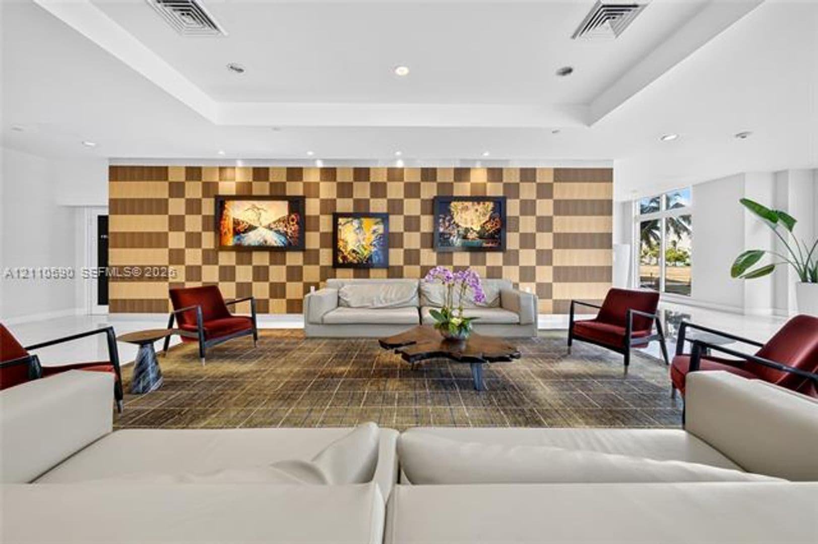 Miami Condo: 1800 N Bayshore Dr cu-809