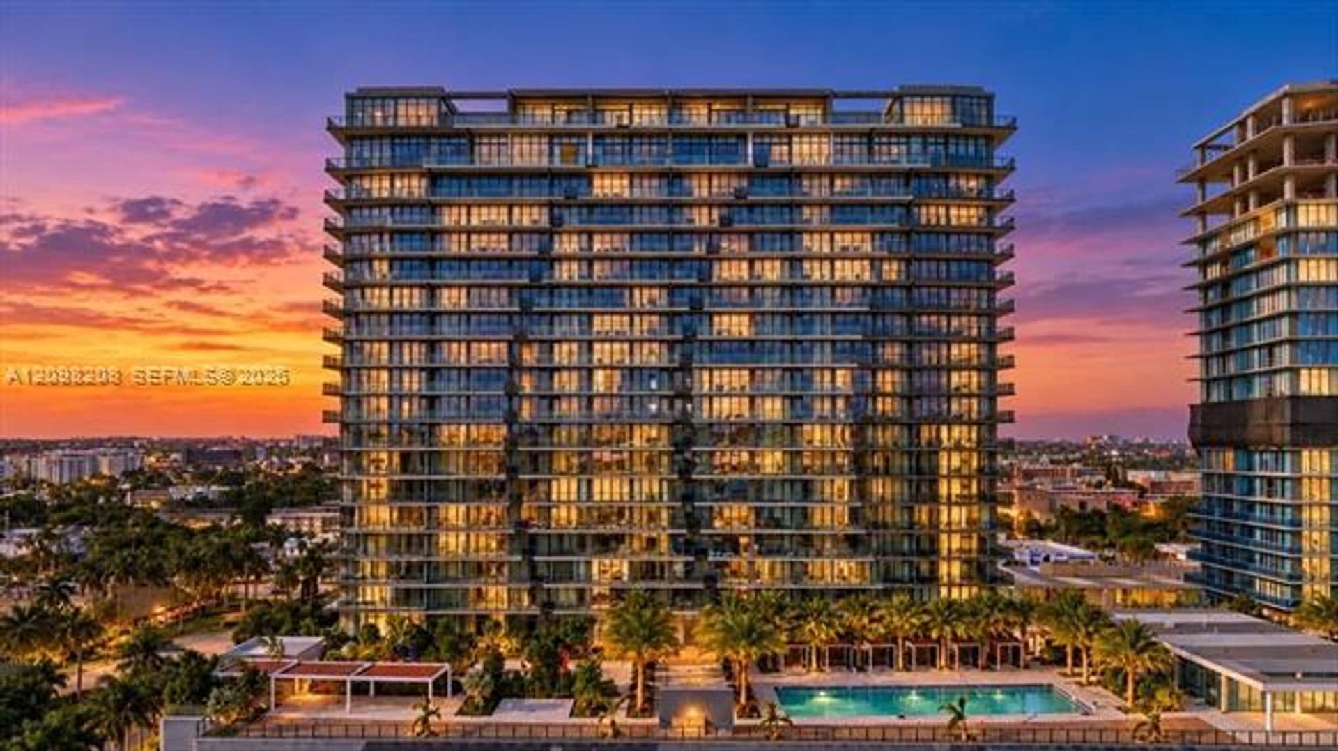 Hallandale Beach Condo: 1170 E Hallandale cu-2109