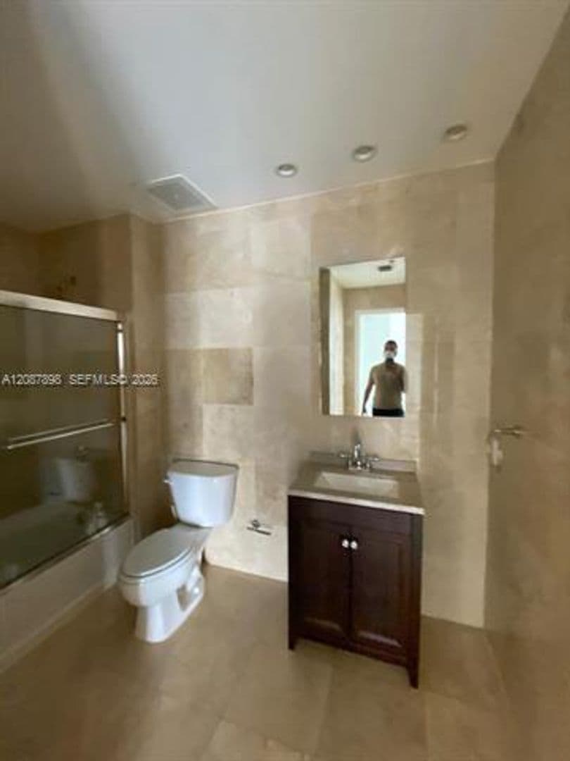 Miami Condo: 234 NE 3rd St cu-1701