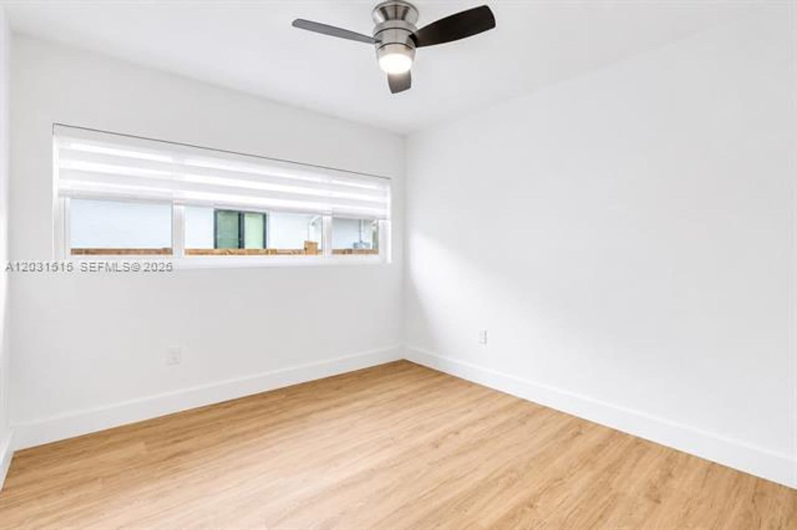 Surfside House: 8819 Dickens Ave # 8819