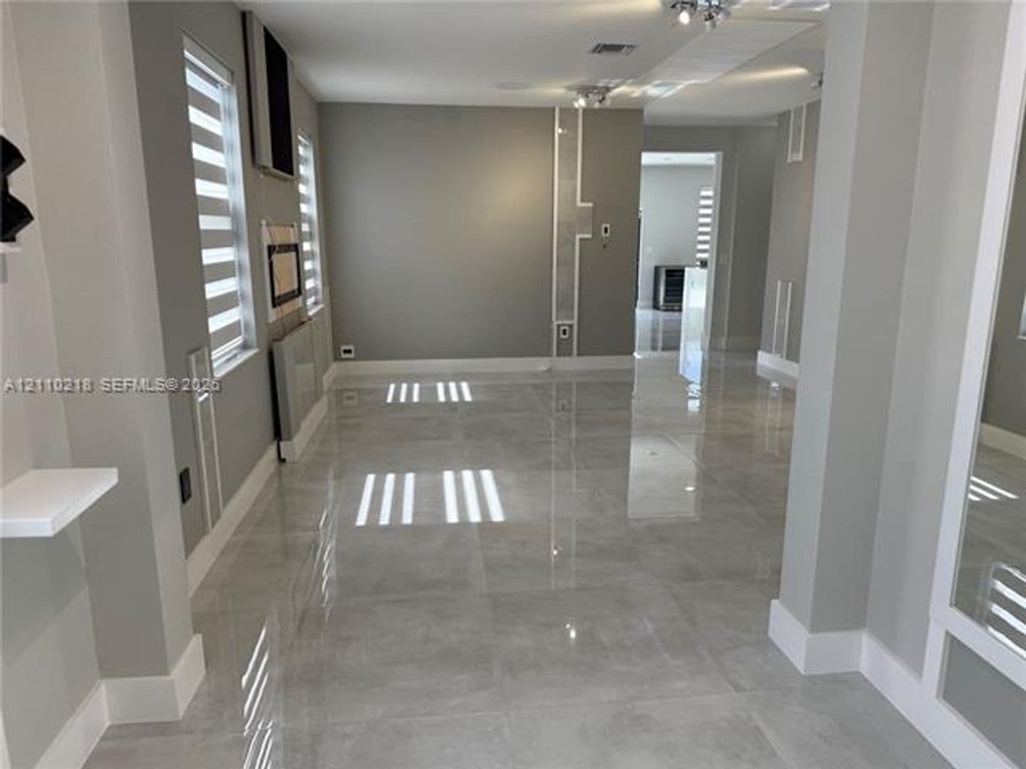Miami House: 21000 NE 2nd Ct # 21000