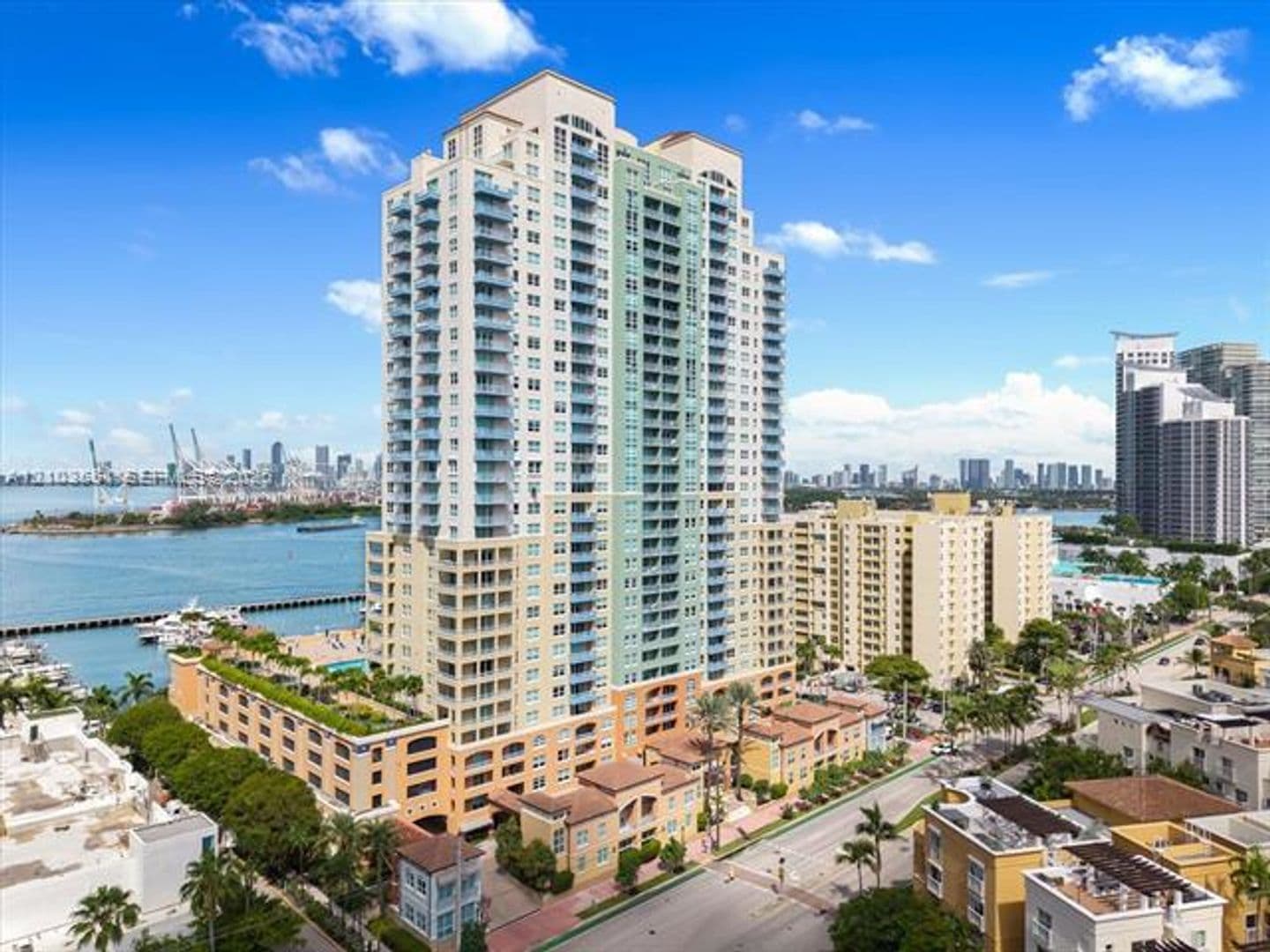 Miami Beach Condo: 90 Alton Rd cu-511