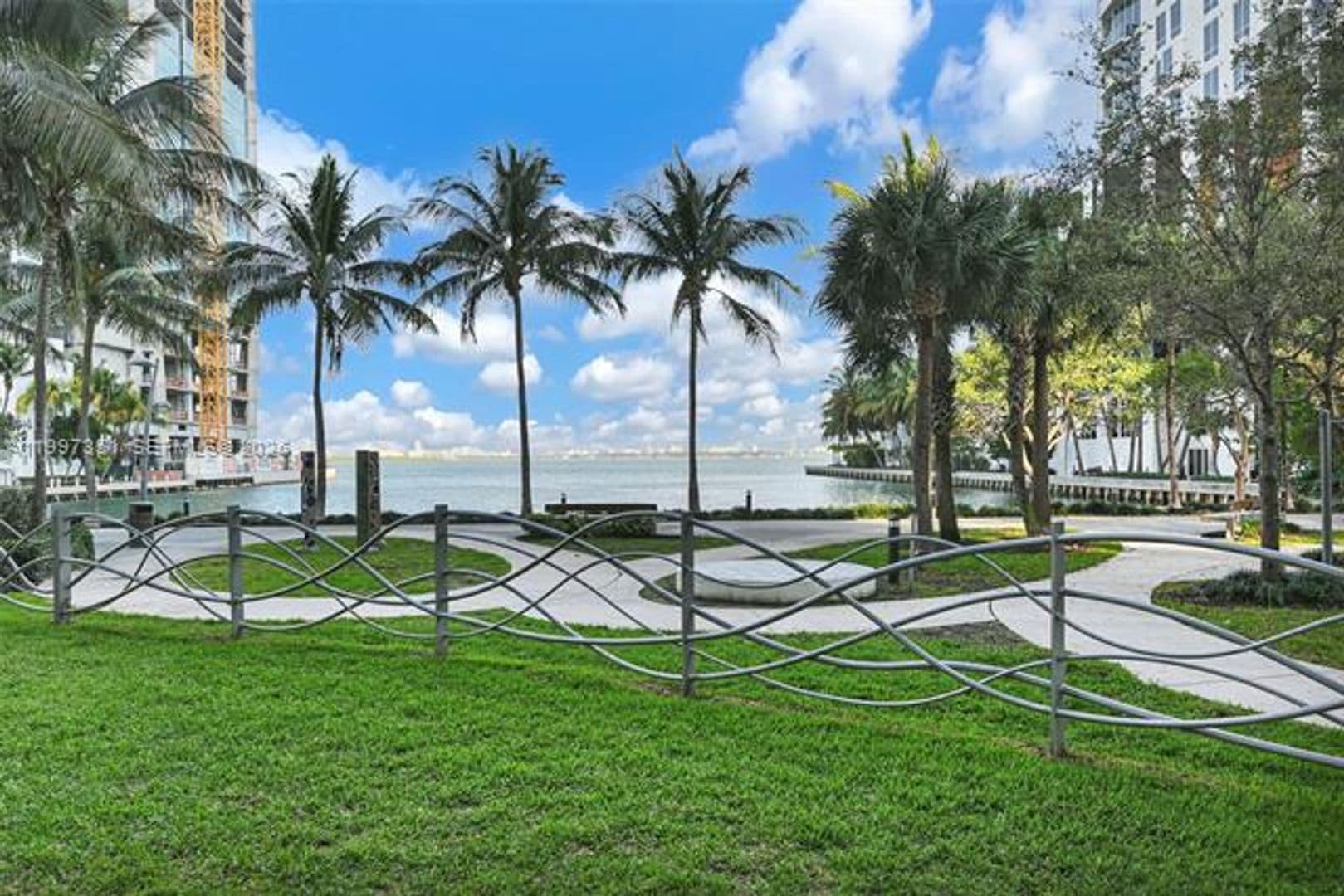 Miami Condo: 460 NE 28th St cu-2908