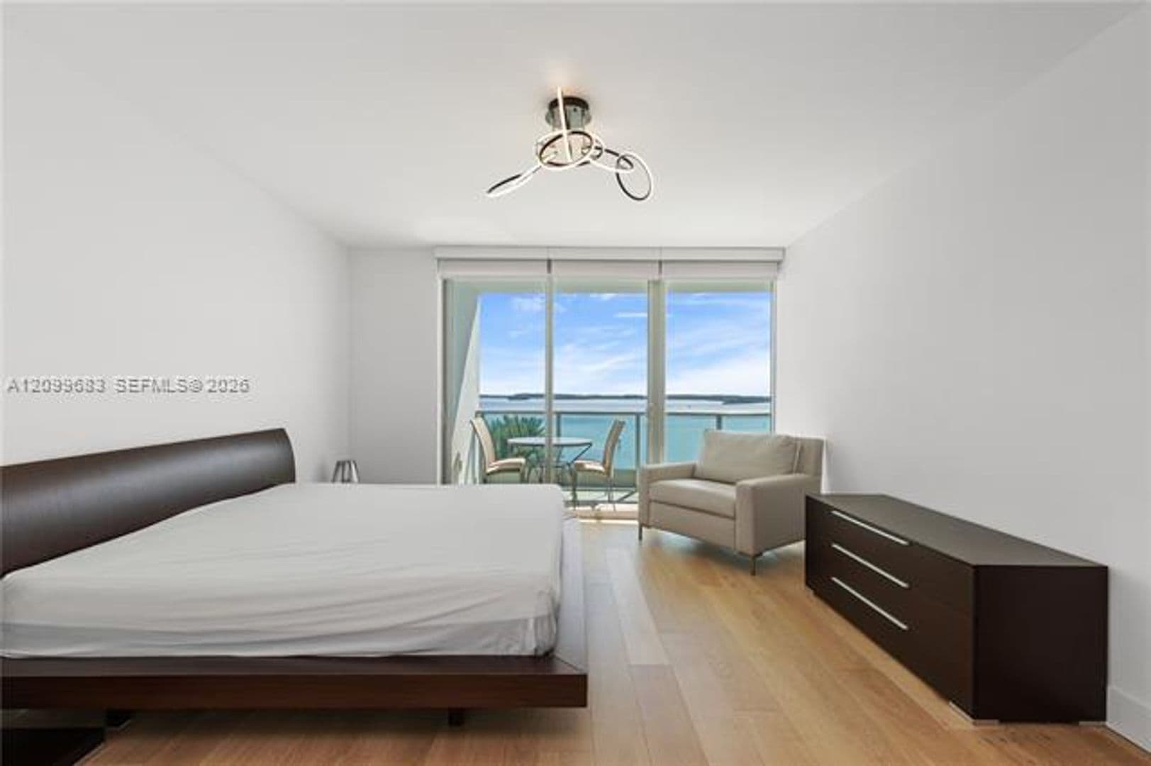 Miami Condo: 1331 Brickell Bay Dr cu-1109