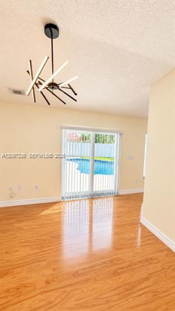 Pembroke Pines House: 17542 NW 12th St # 17542