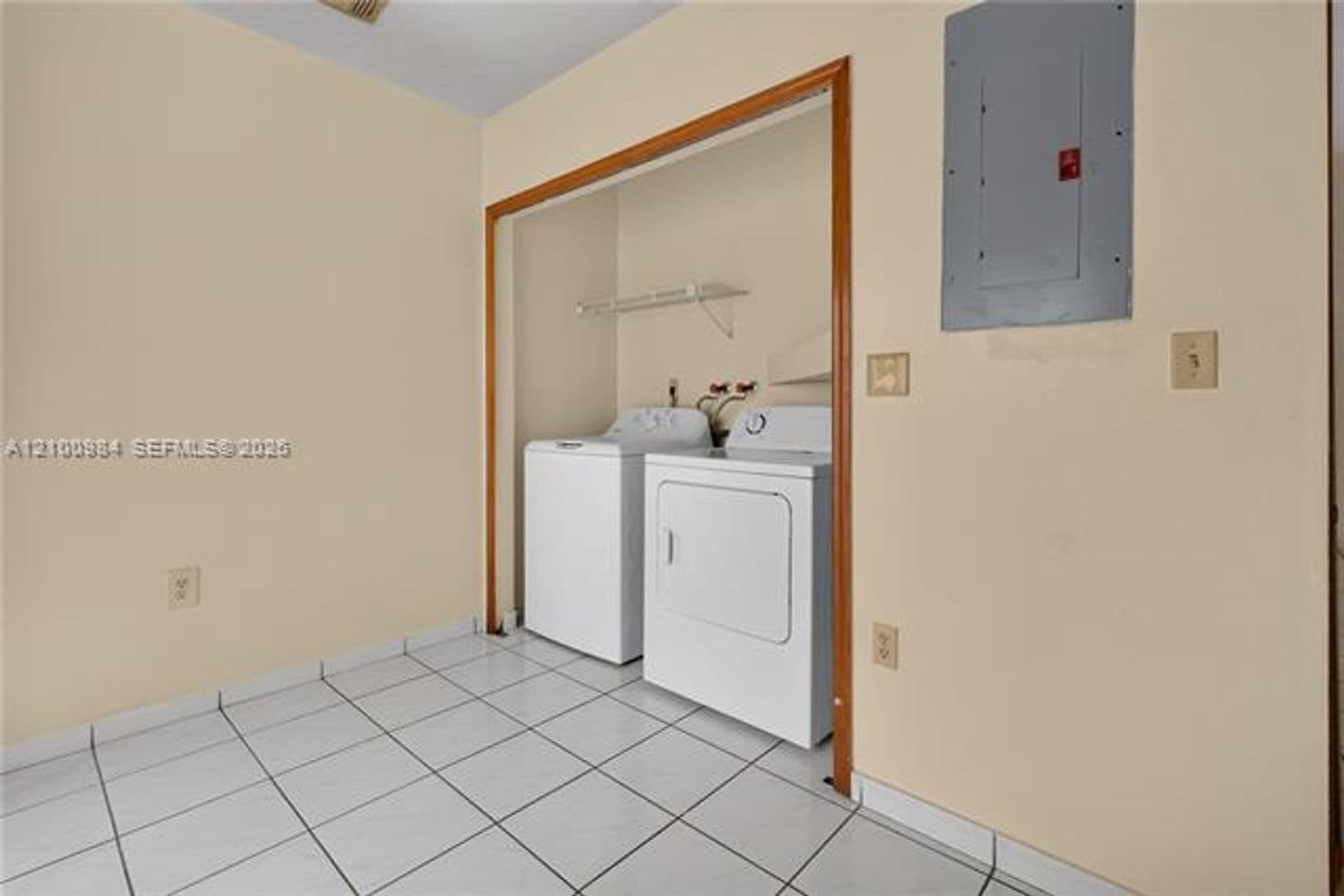 Miami House: 13889 SW 158th Ter # 0