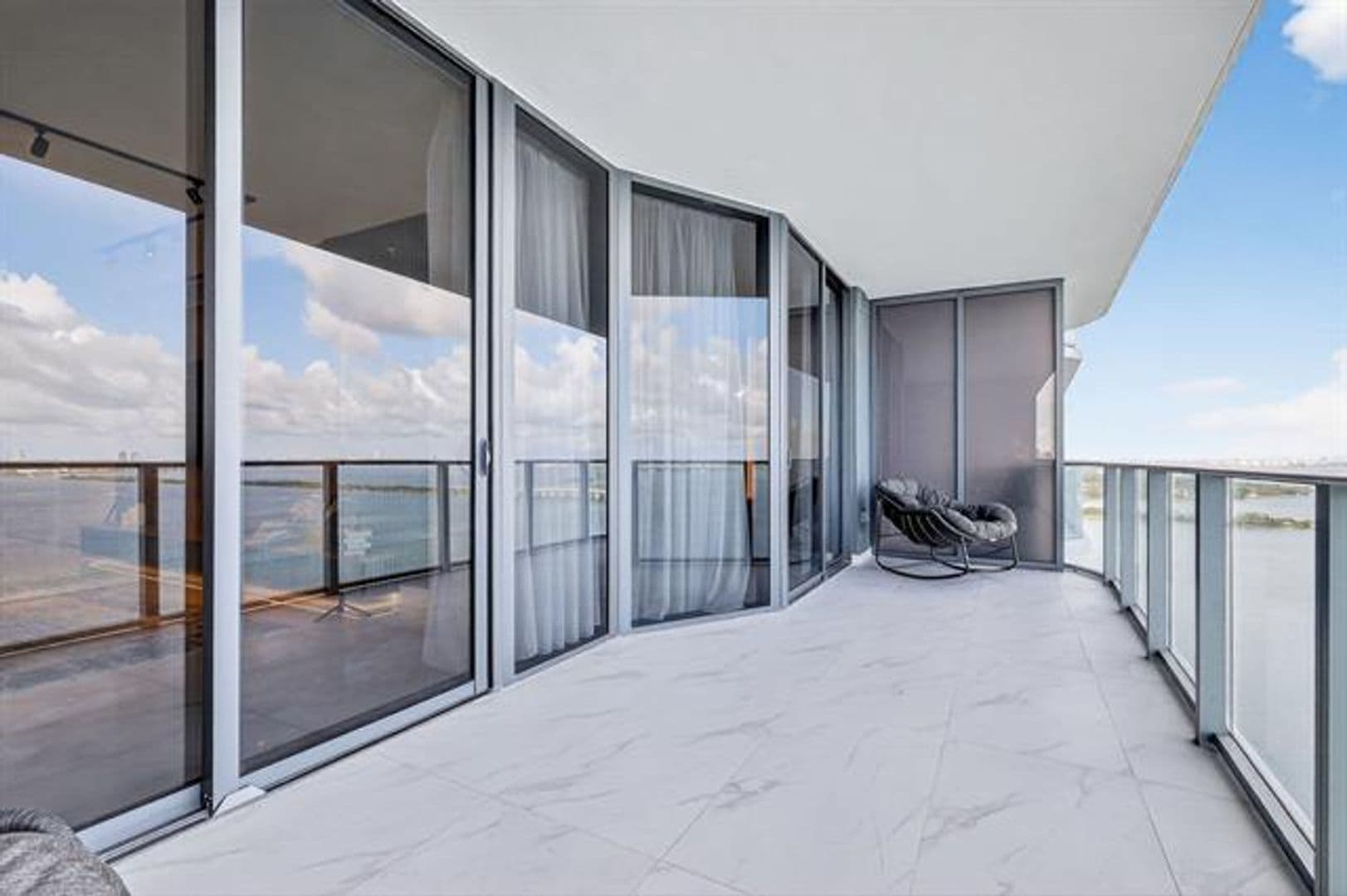 Miami Condo: 700 NE 24th St cu-2006