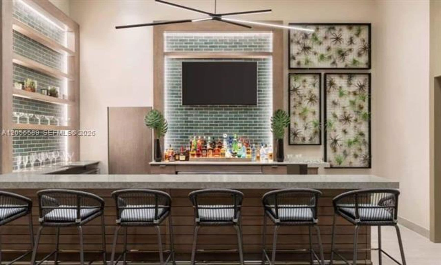 Hollywood Condo: 4010 S Ocean Dr cu-R304
