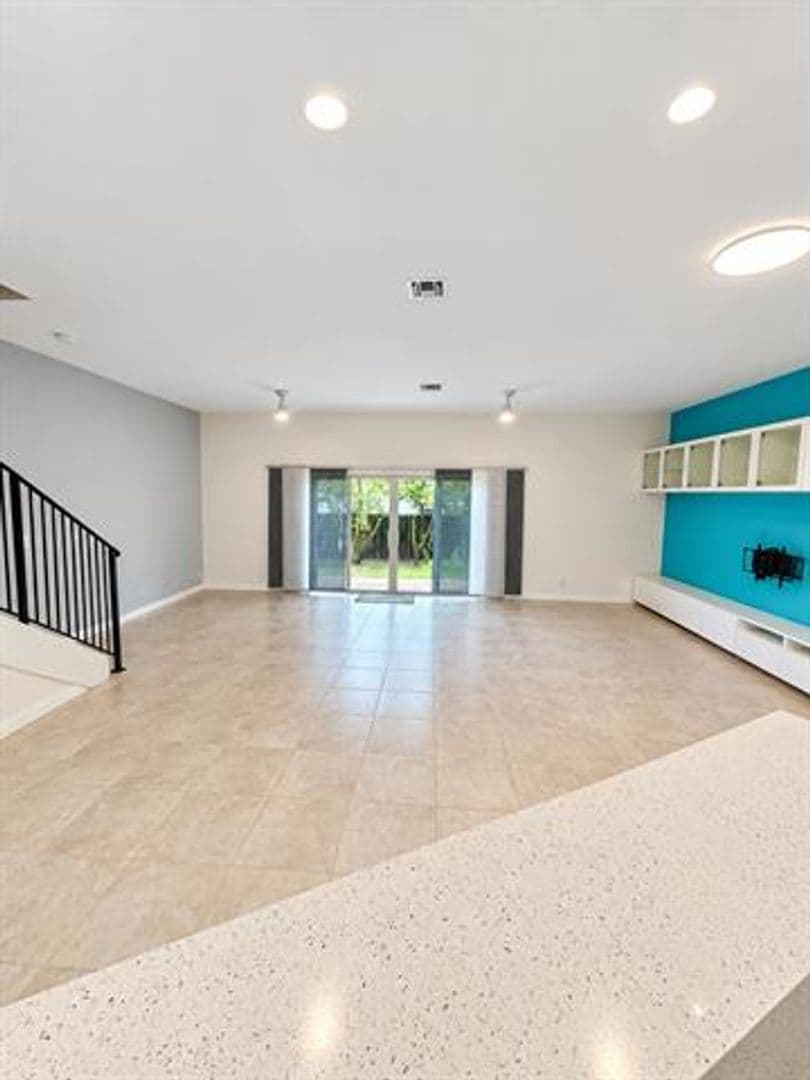 Fort Lauderdale Townhome: 2931 SW 18th Terrace th 2931