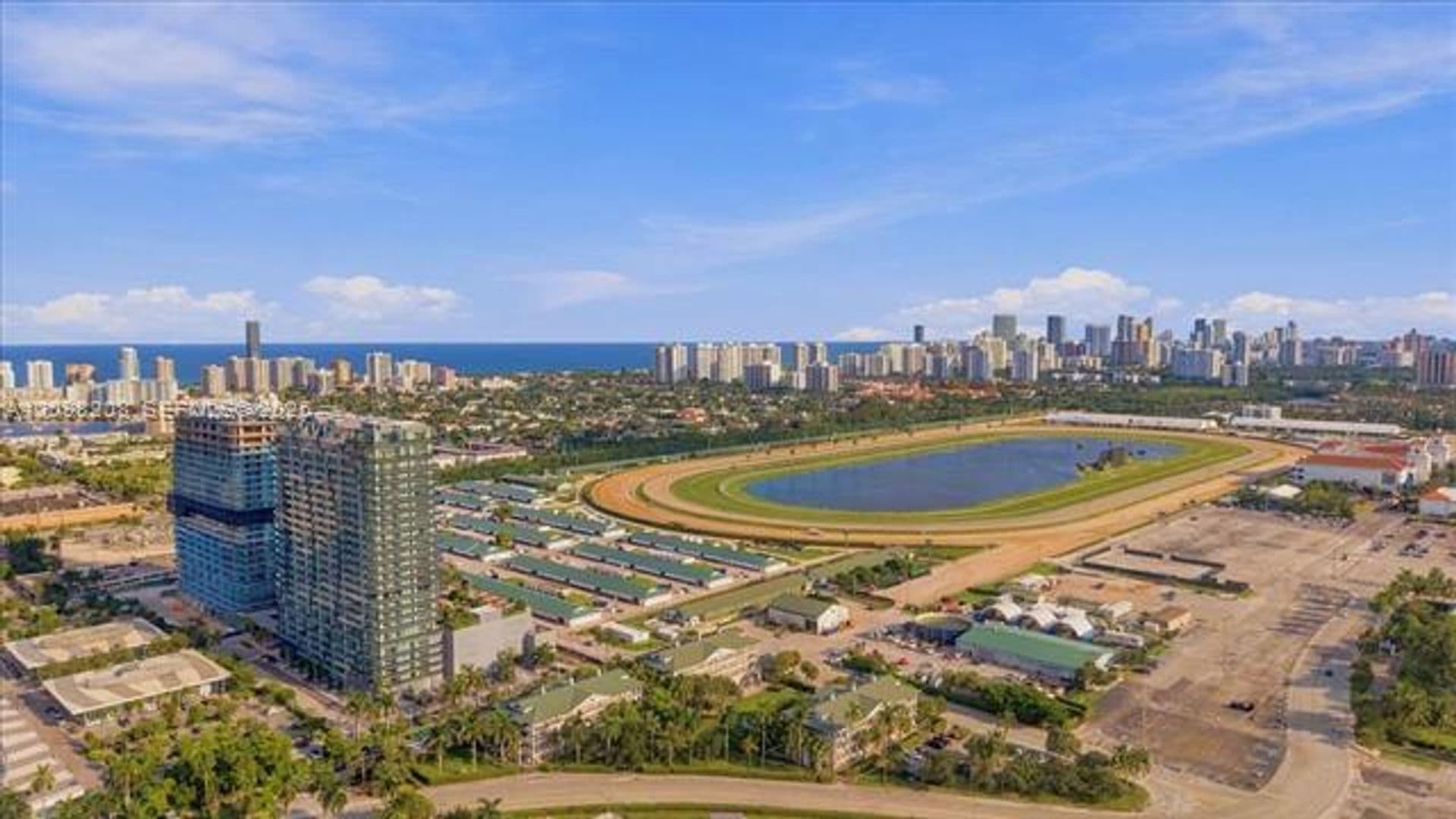 Hallandale Beach Condo: 1170 E Hallandale cu-2109