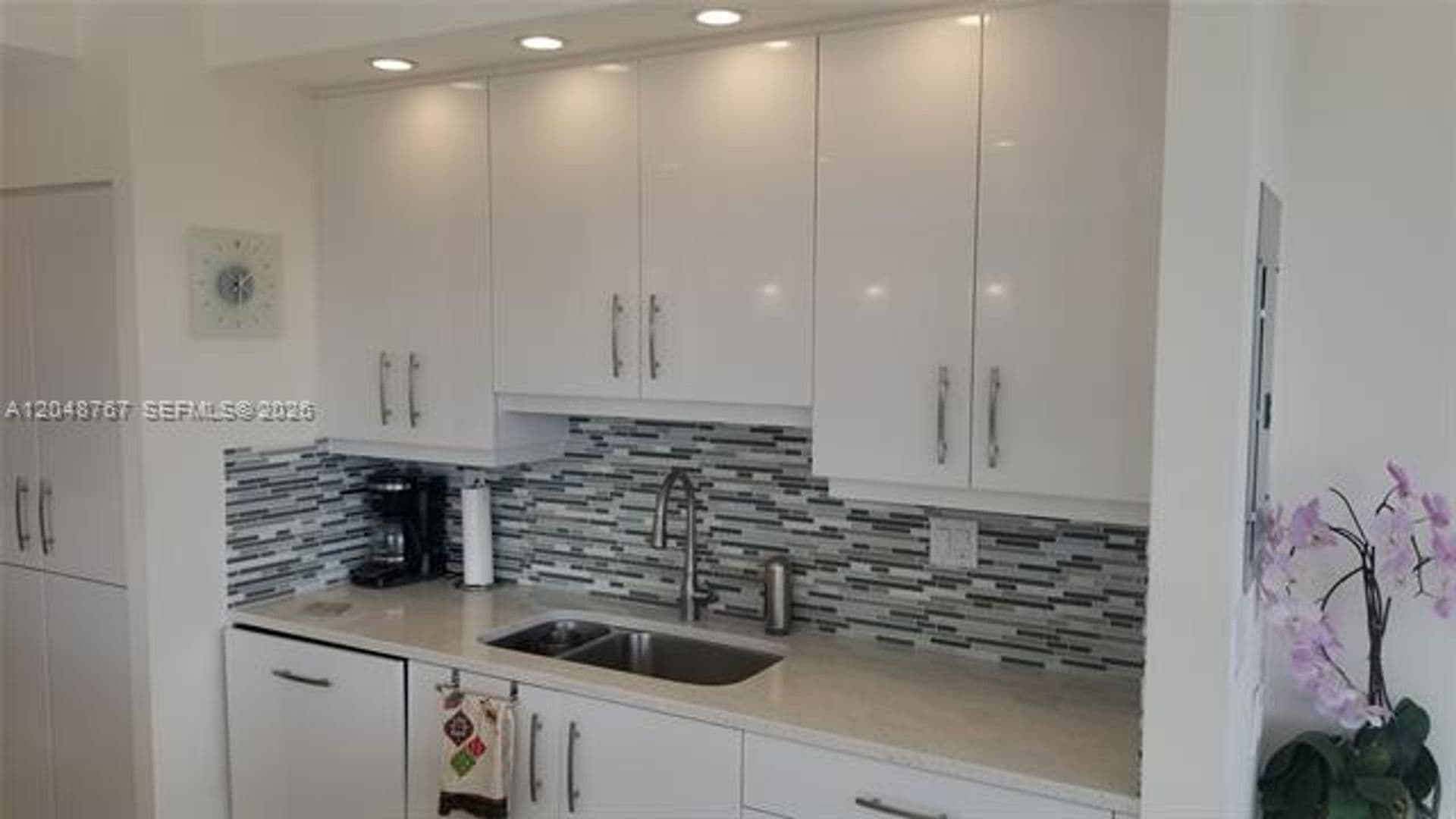 Aventura Condo: 19667 Turnberry Way cu-12B