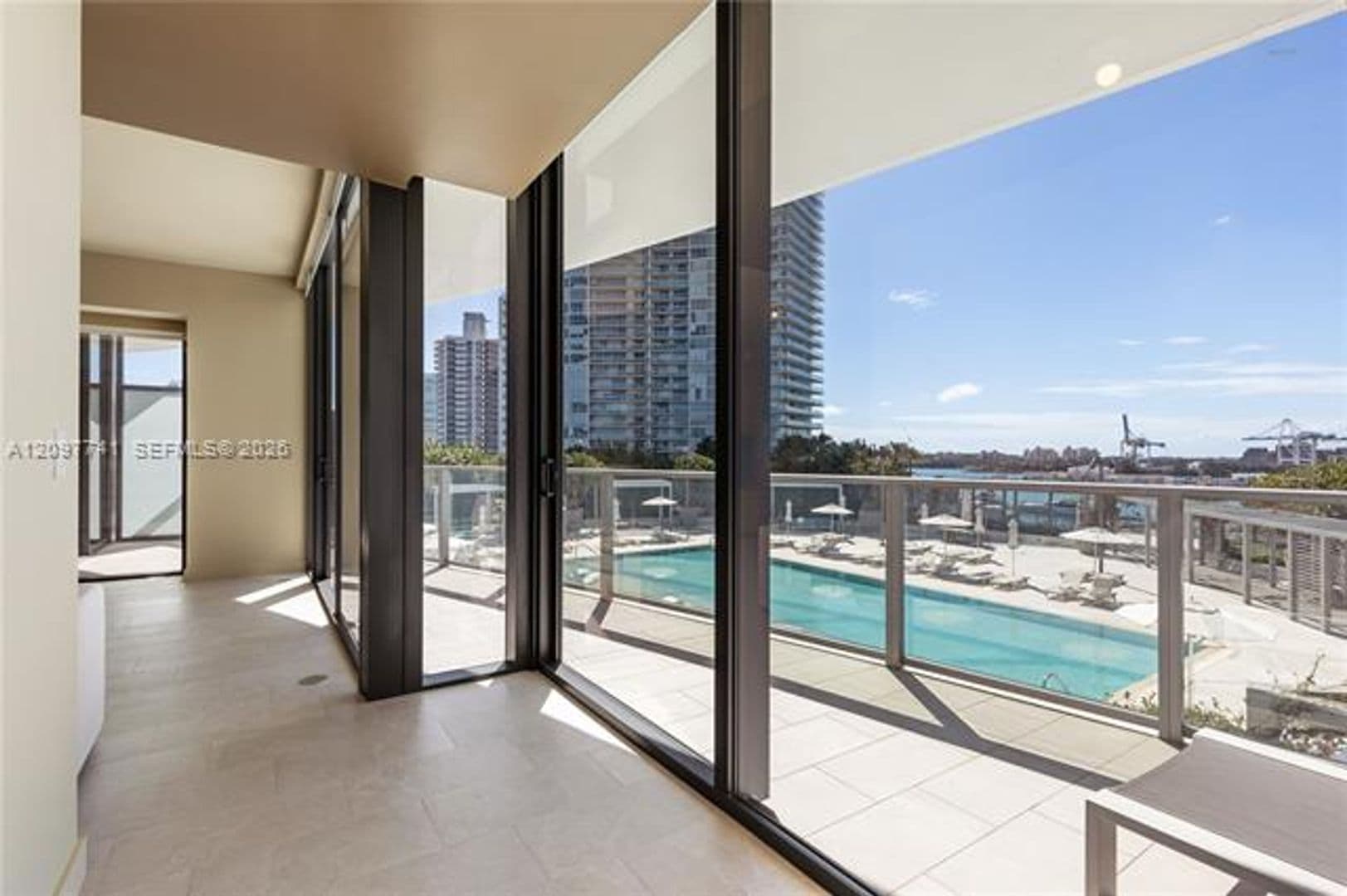 Miami Beach Condo: 500 Alton Rd cu-802