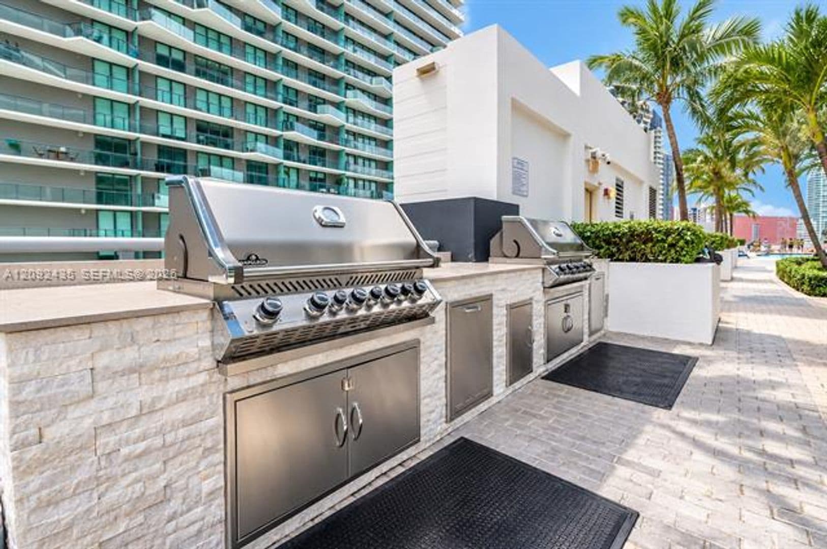Miami Condo: 60 SW 13th St cu-4002