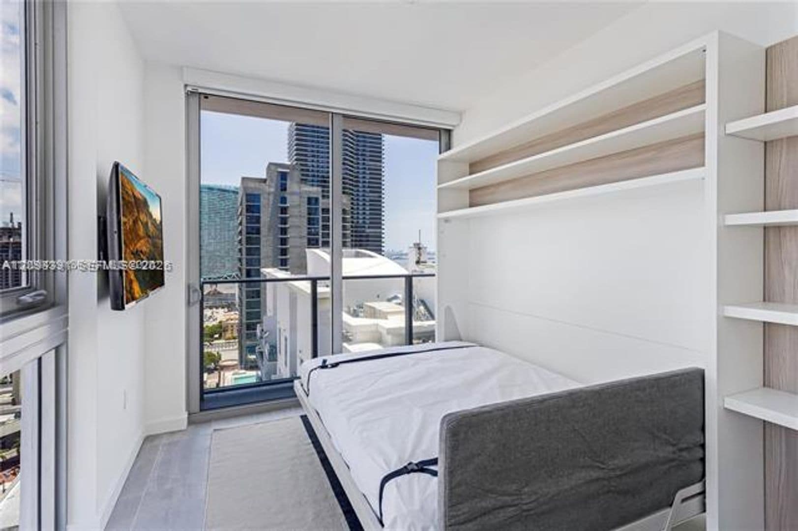 Miami Condo: 227 NE 2nd St cu-2806