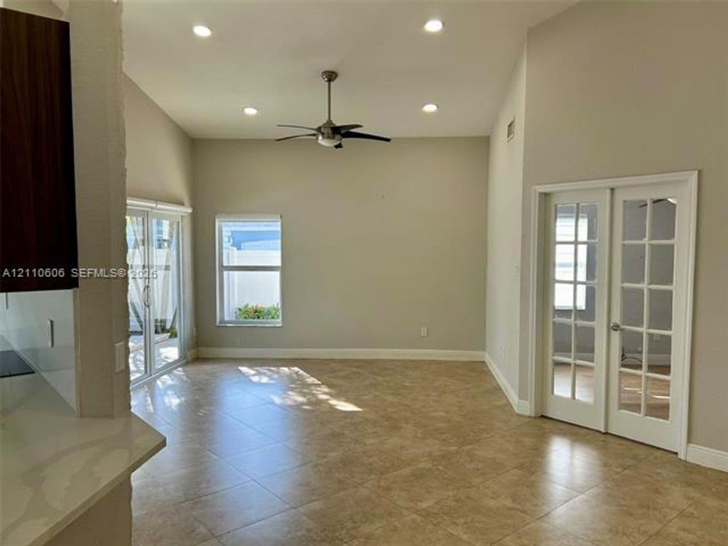 Davie House: 14200 Oak Ridge Dr # 14200