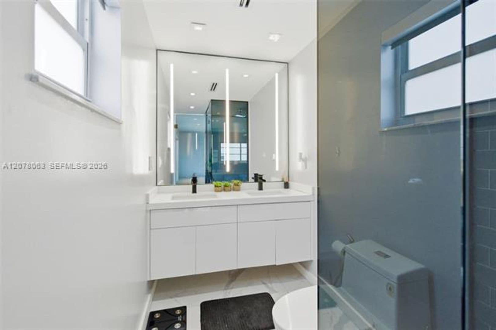 Miami Beach Condo: 1428 Euclid Ave cu-207