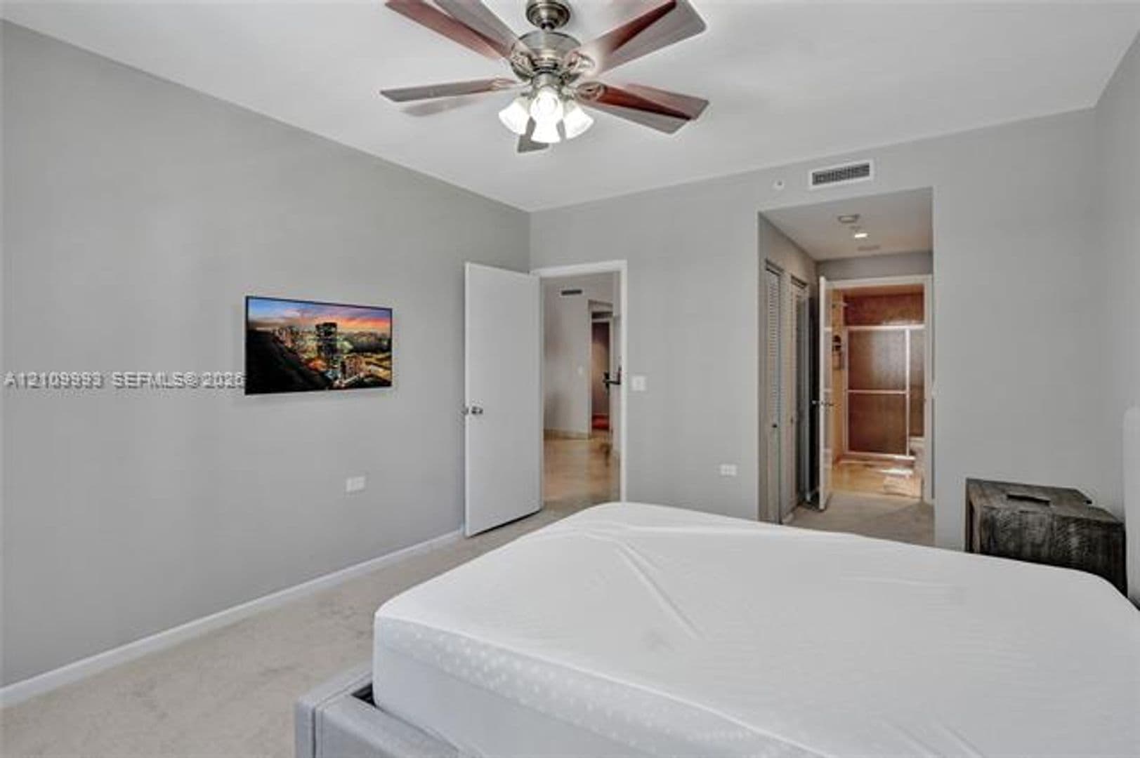 Miami Condo: 801 Brickell Key Blvd cu-808