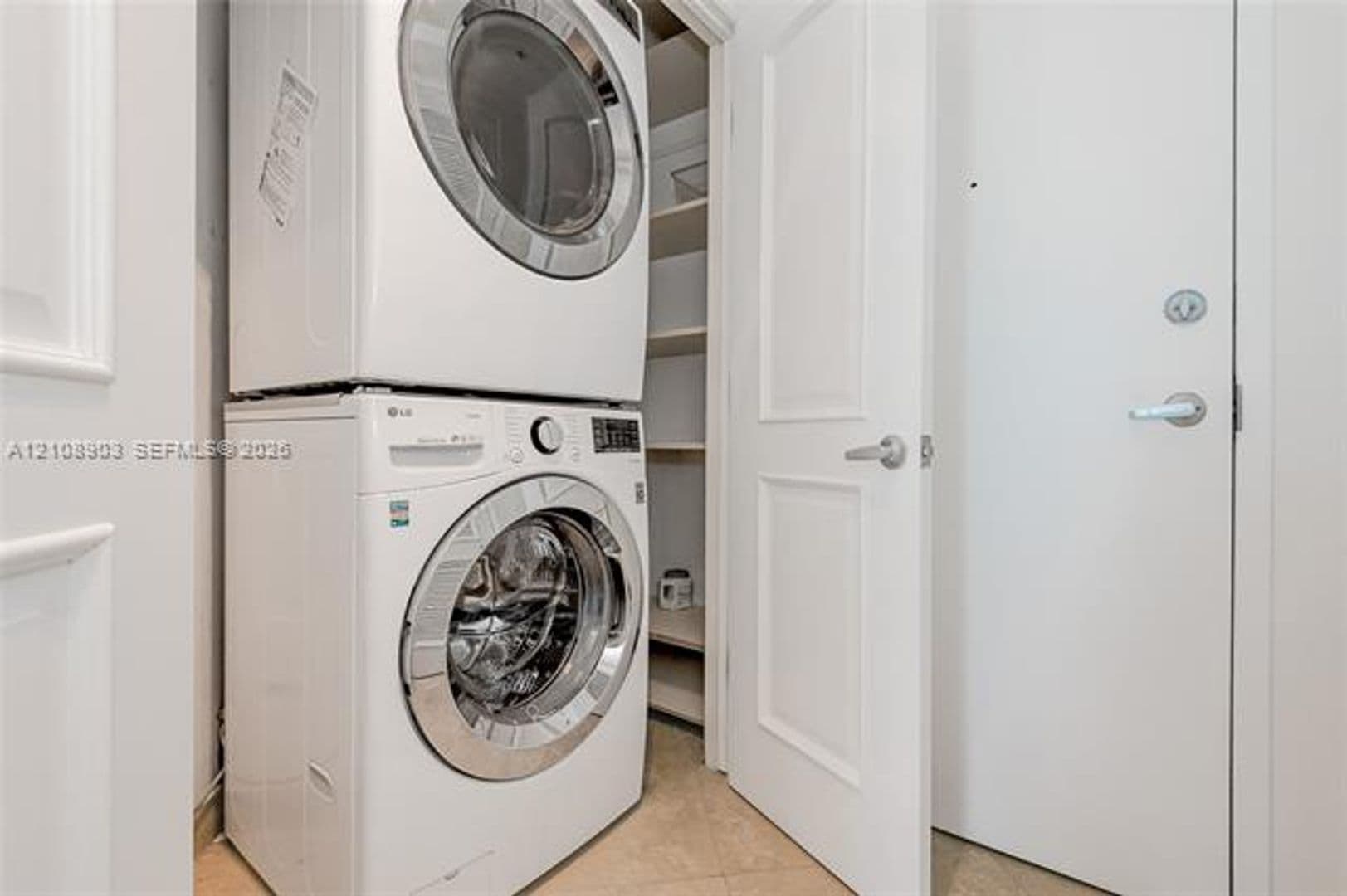 Miami Beach Condo: 6515 Collins Ave cu-1509