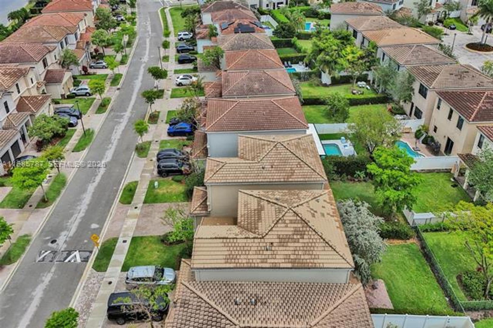 Miami House: 760 NE 193rd Ter # 760