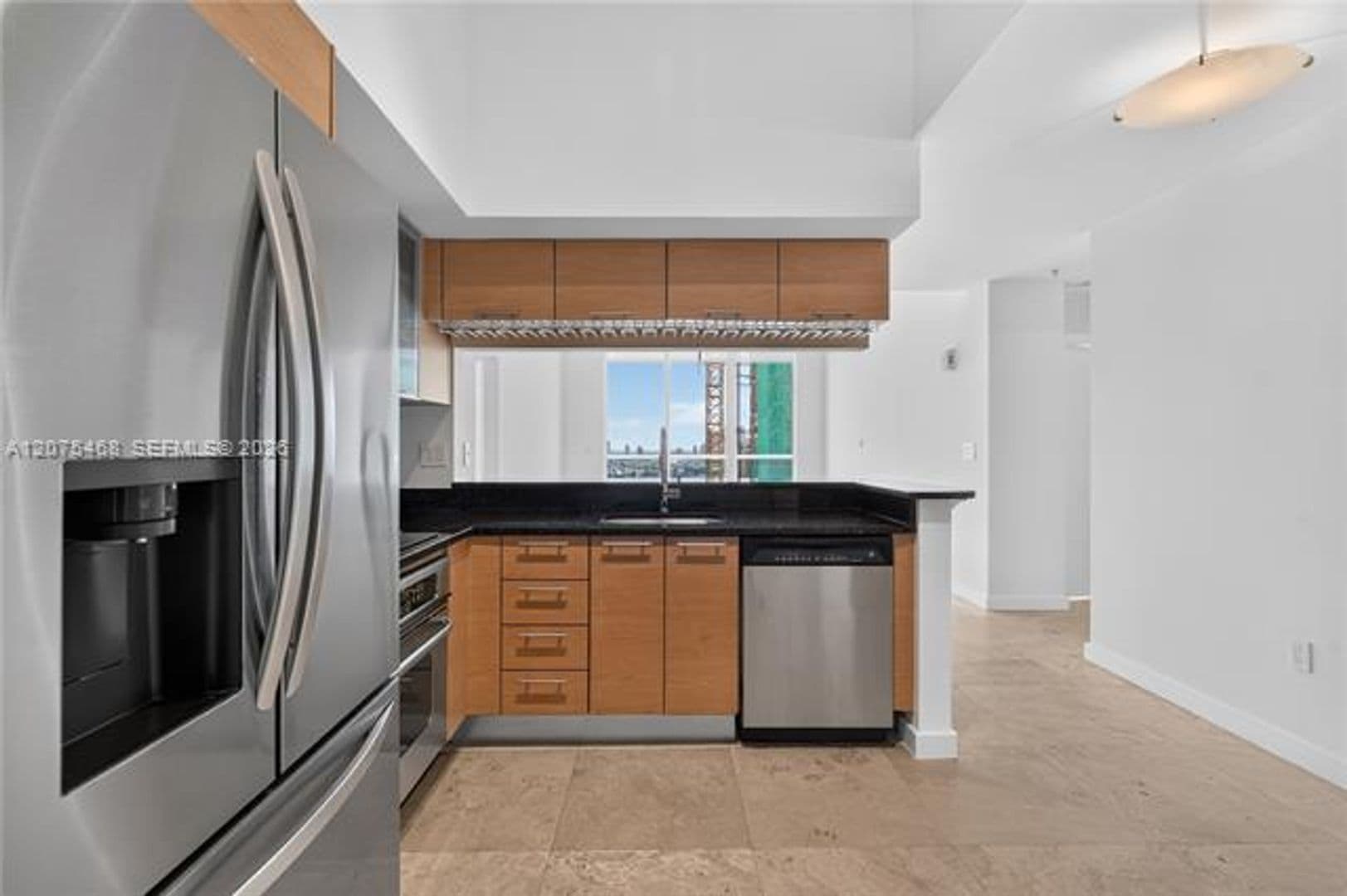 Miami Condo: 31 SE 5th St cu-4212