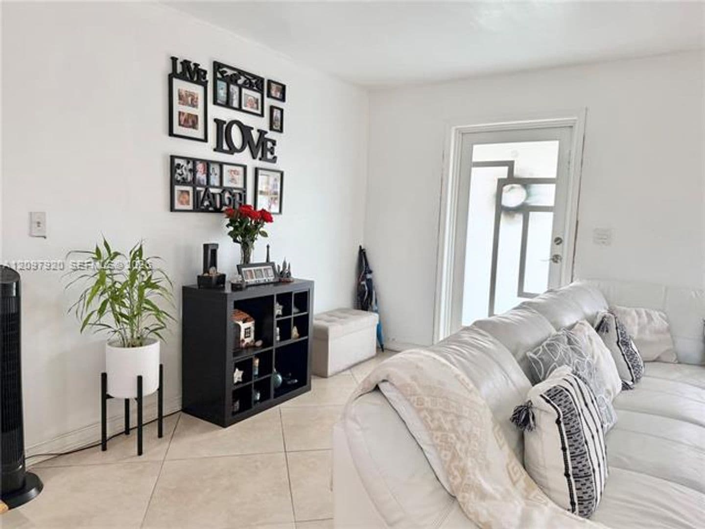 Pembroke Pines House: 720 SW 64th Way # 720