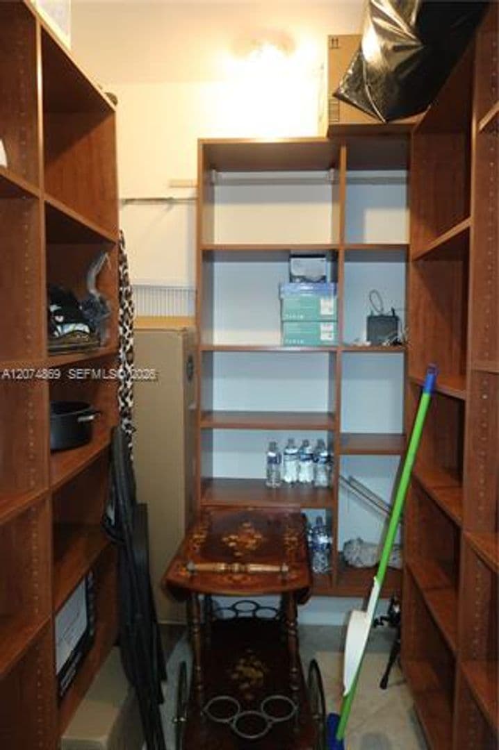 Bal Harbour Condo: 9801 Collins Ave cu-14T