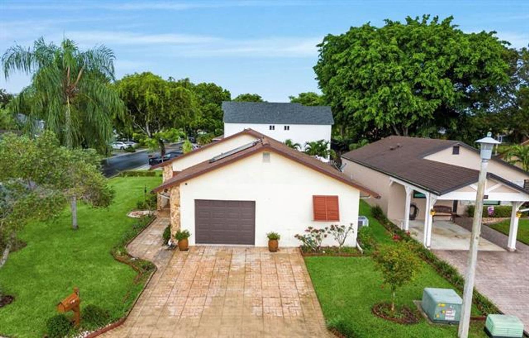 Cooper City House: 5611 SW 97th Ter # 5611