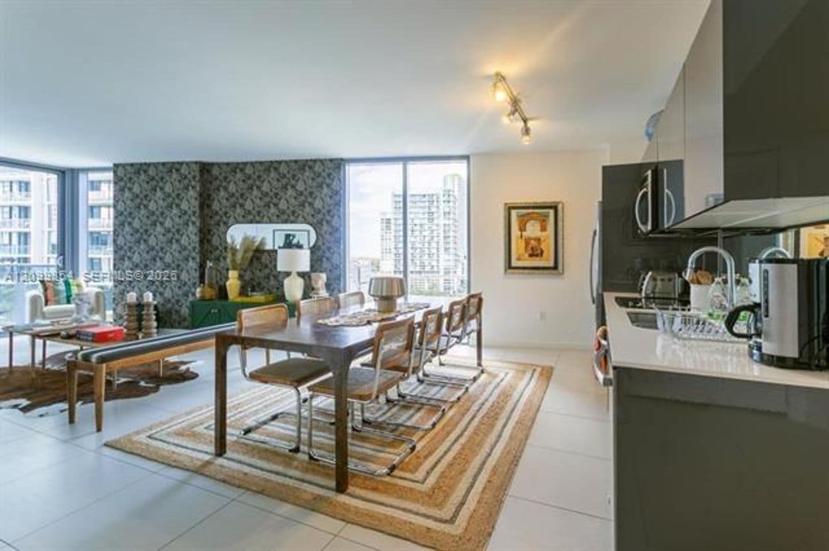 Miami Condo: 31 SE 6th St cu-1601