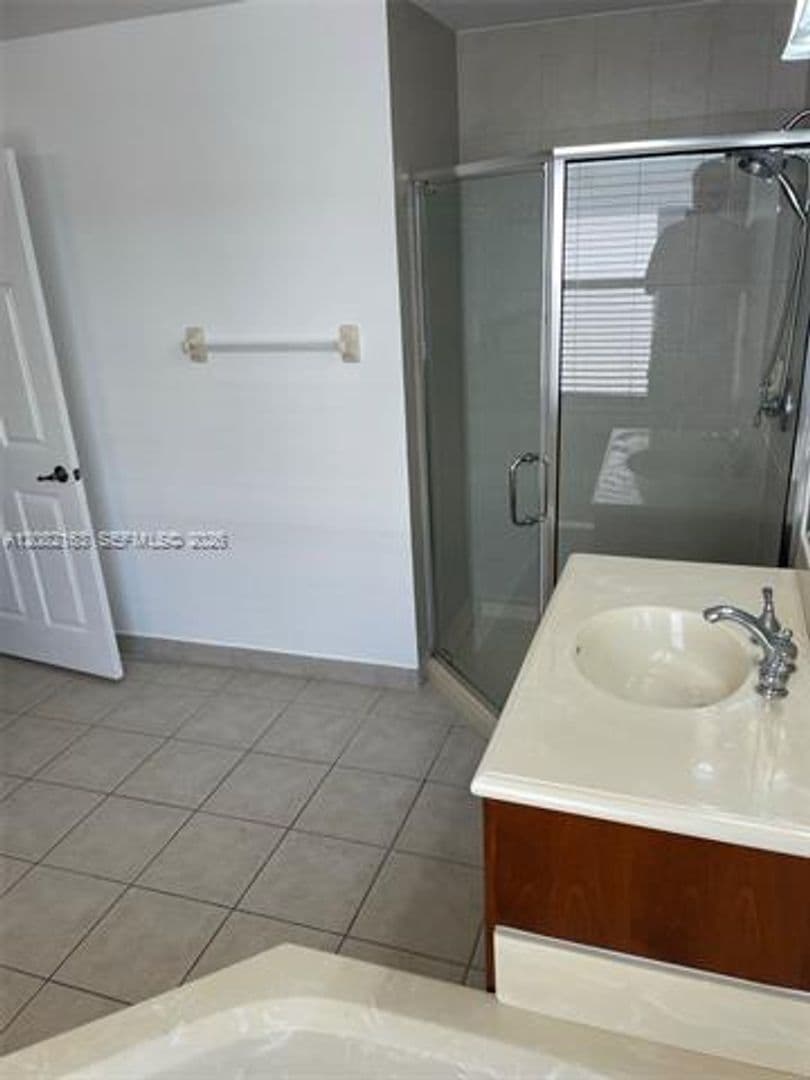 Miramar House: 17404 SW 47th Ct # 17404