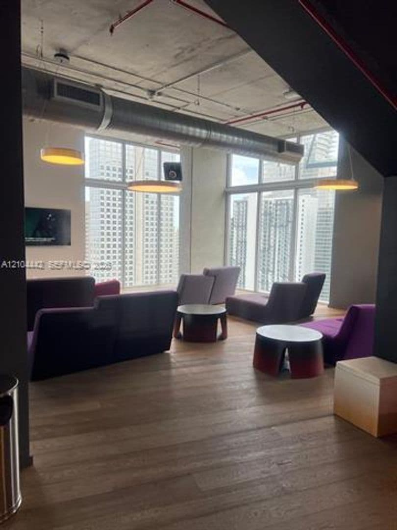 Miami Condo: 151 SE 1 St cu-1002
