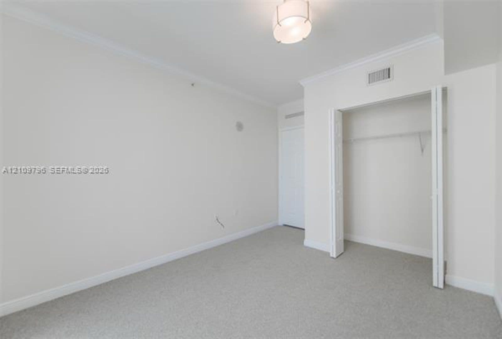 Hallandale Beach Condo: 1745 E Hallandale Beach Blvd cu-1903W